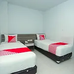 Capital O 3274 Mentaya Inn