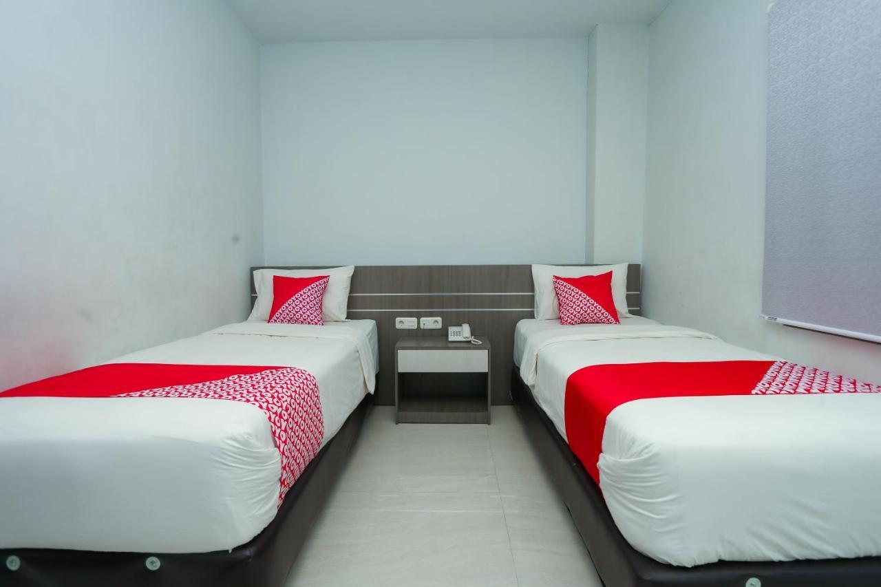Hotel Capital O 3274 Mentaya