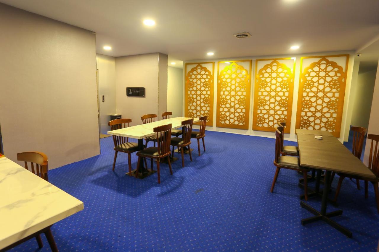 Hotel Capital O 3274 Mentaya